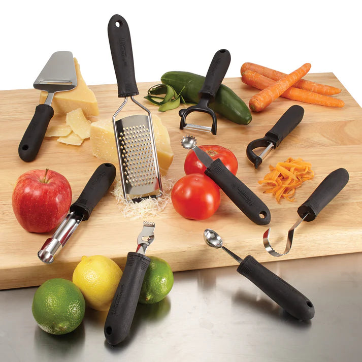 Winco VP-315 2-1/2" Stainless Steel Wheel Pizza Cutter with Soft-Grip Handle