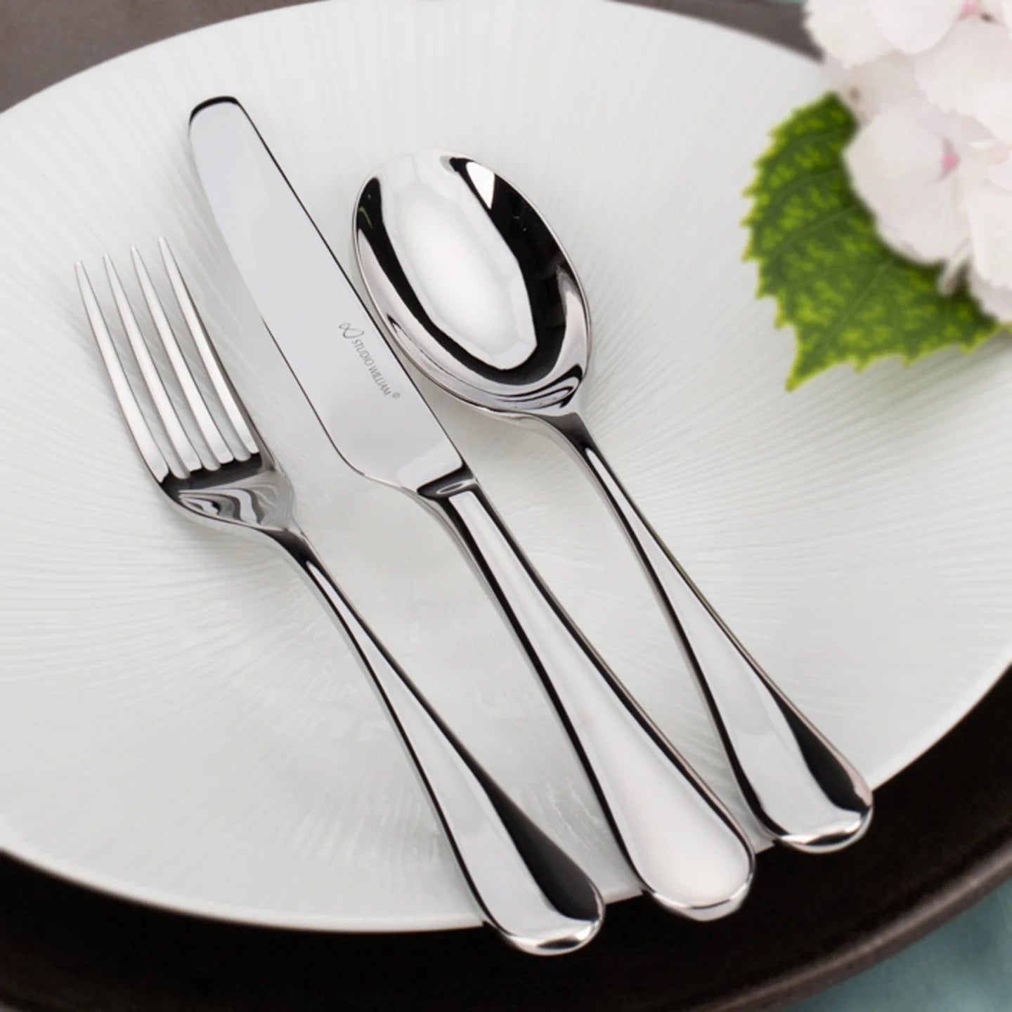 Clearance Studio William Olive Mirror English Teaspoon 5.2", 12/Case